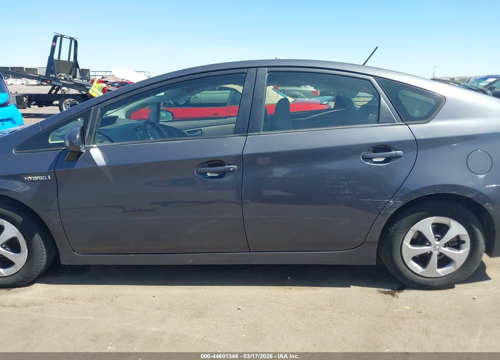 2013 TOYOTA PRIUS THREE VIN: JTDKN3DU1D1716639