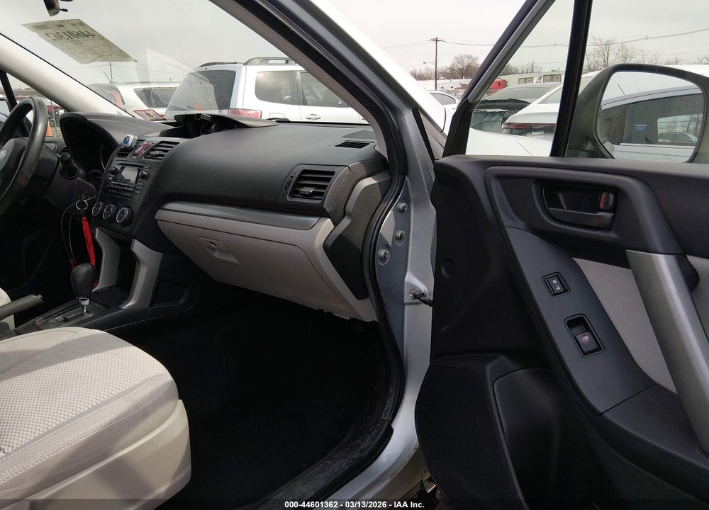 2014 SUBARU FORESTER 2.5I PREMIUM VIN: JF2SJAEC9EH555957
