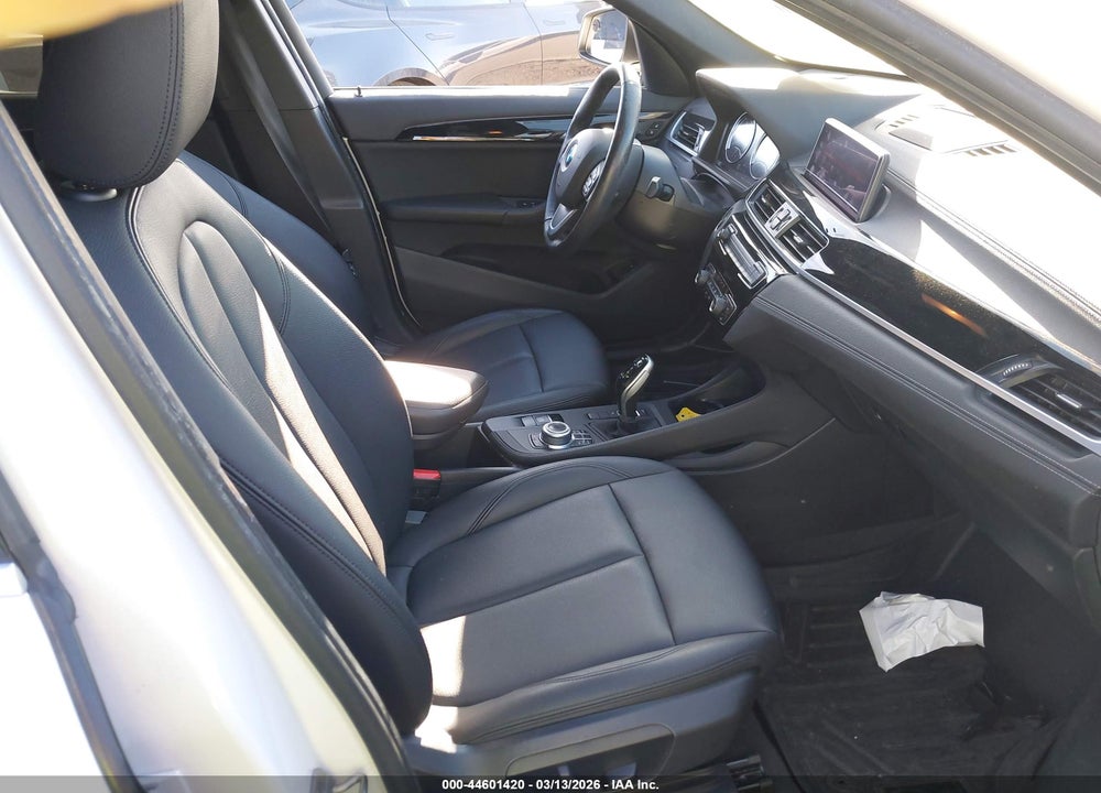 2021 BMW X1 SDRIVE28I VIN: WBXJG7C01M5T19102