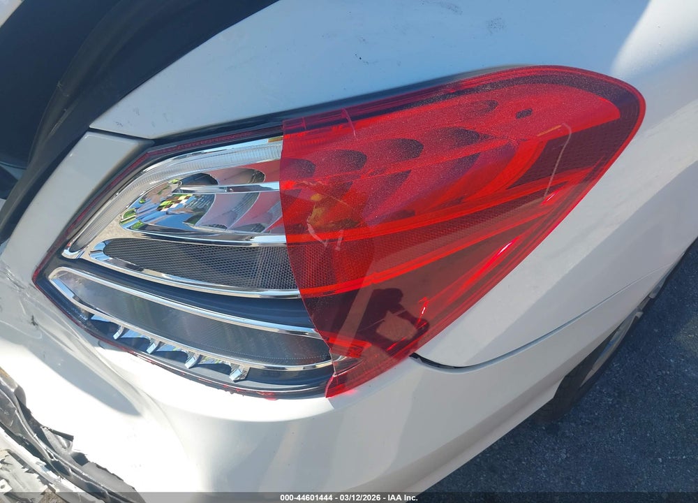 2016 MERCEDES-BENZ C 300 4MATIC VIN: WDDWF4KB6GR161768