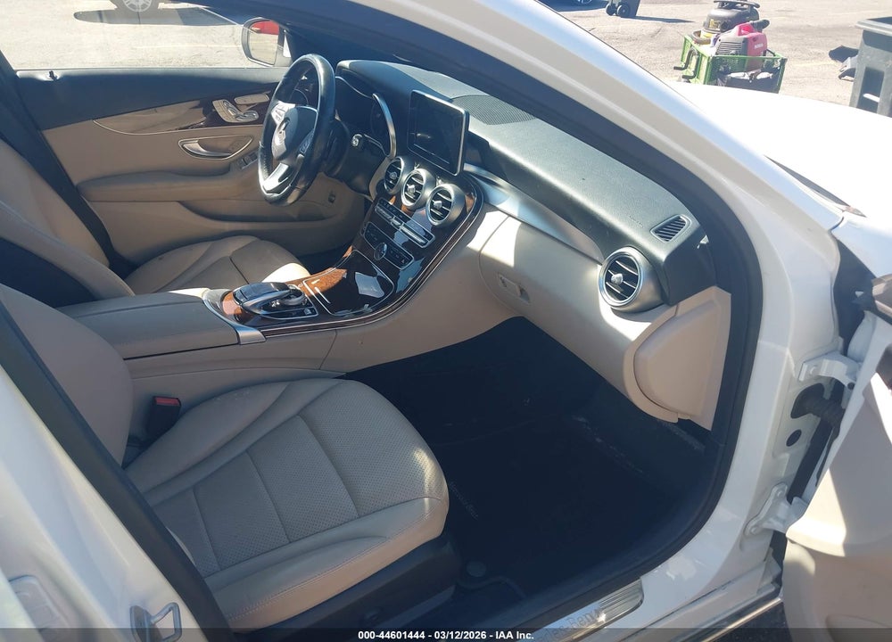 2016 MERCEDES-BENZ C 300 4MATIC VIN: WDDWF4KB6GR161768