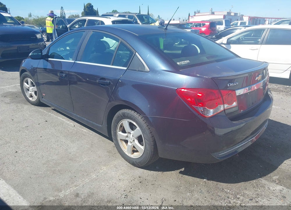 2014 CHEVROLET CRUZE 1LT AUTO VIN: 1G1PC5SB2E7236478