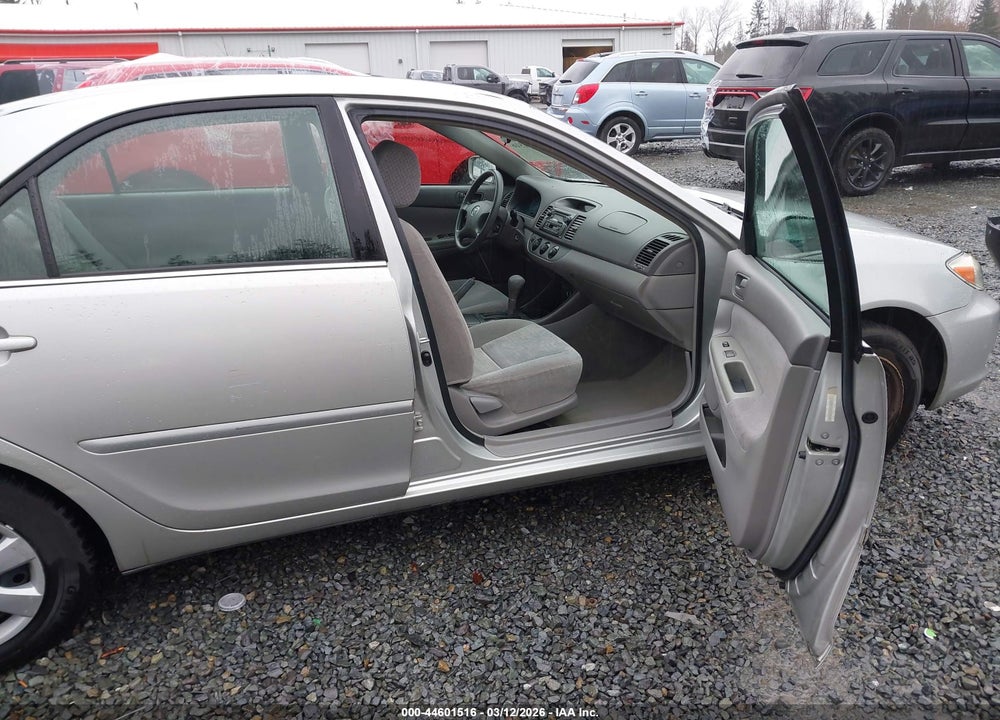 2002 TOYOTA CAMRY LE VIN: 4T1BE32K62U034431