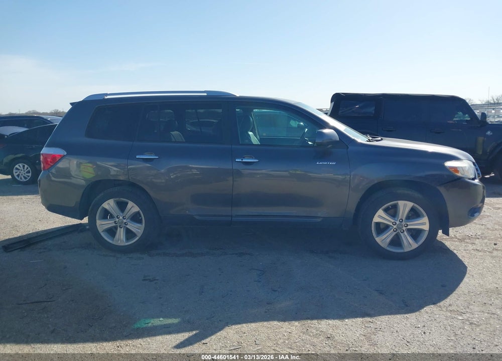 2010 TOYOTA HIGHLANDER LIMITED V6 VIN: 5TDYK3EH6AS012844