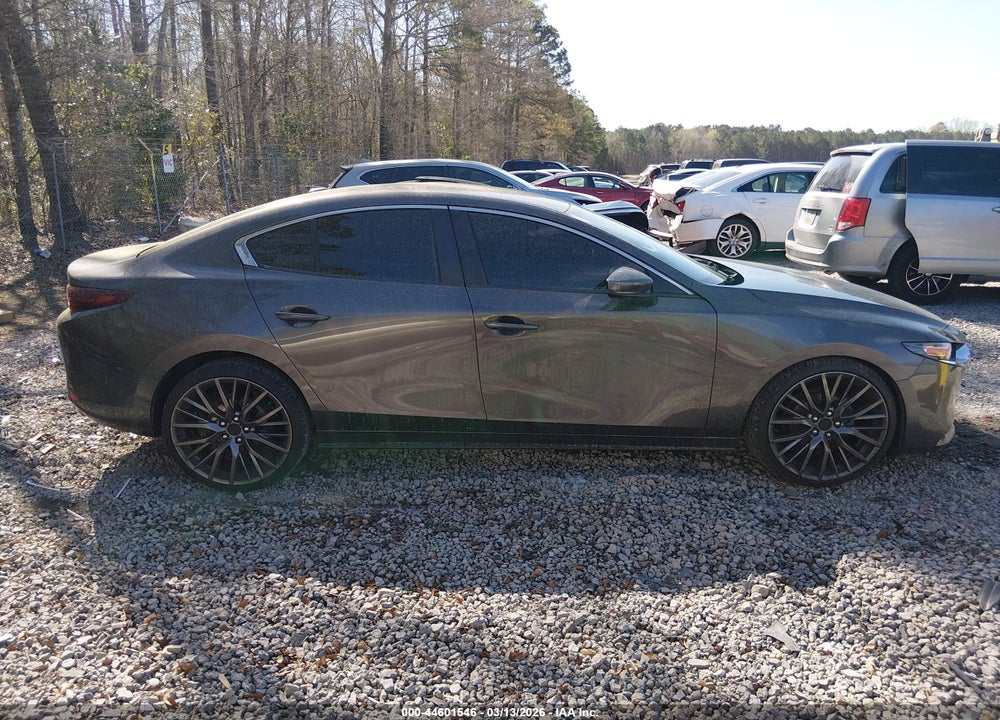 2019 MAZDA 3 PREFERRED PACKAGE VIN: 3MZBPADL5KM107427