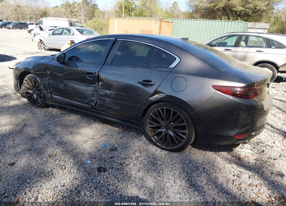 2019 MAZDA 3 PREFERRED PACKAGE VIN: 3MZBPADL5KM107427