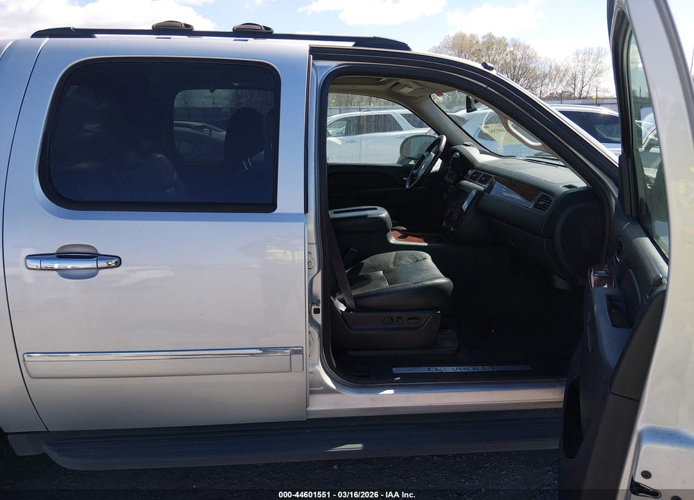 2013 CHEVROLET AVALANCHE LTZ VIN: 3GNTKGE74DG264613