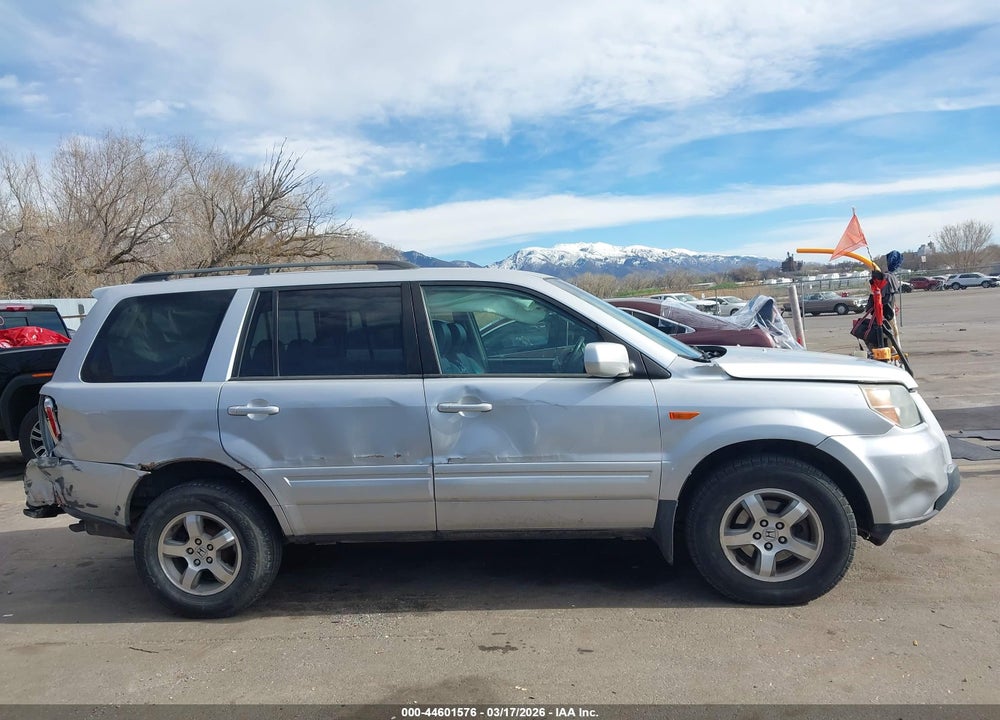 2006 HONDA PILOT EX-L VIN: 2HKYF18566H550287