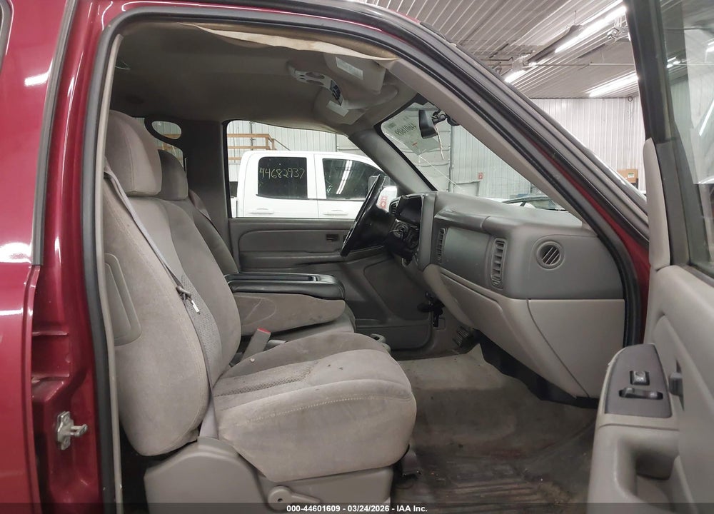 2006 CHEVROLET TAHOE LS VIN: 1GNEK13Z46R140600