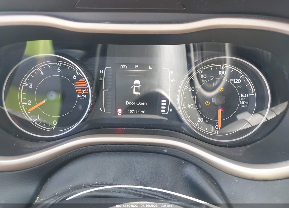 2016 JEEP CHEROKEE ALTITUDE VIN: 1C4PJMAB1GW375521