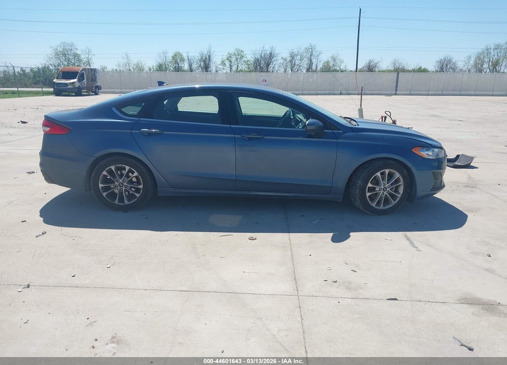 2019 FORD FUSION SE VIN: 3FA6P0HD9KR113743