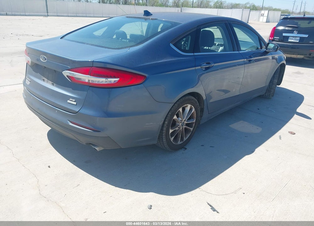 2019 FORD FUSION SE VIN: 3FA6P0HD9KR113743