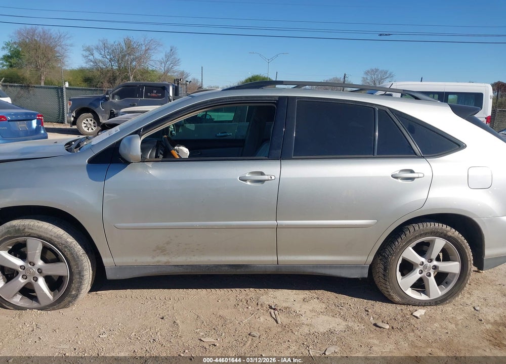 2005 LEXUS RX 330 VIN: 2T2GA31U15C032849