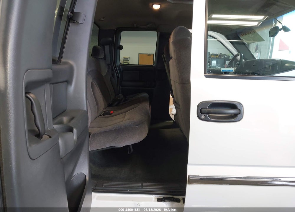 2001 GMC SIERRA 2500HD SLE VIN: 1GTHK29U31E292634