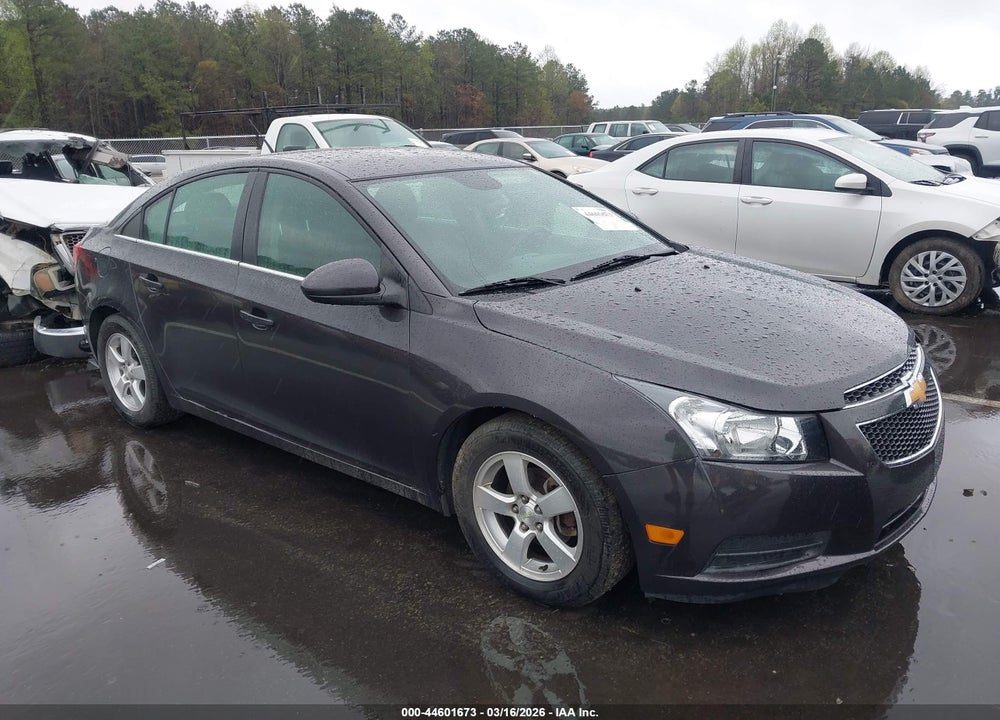2014 CHEVROLET CRUZE 1LT AUTO VIN: 1G1PC5SB7E7102744