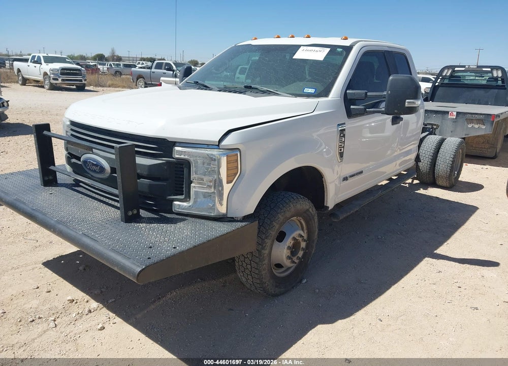 2019 FORD F-350 CHASSIS XL VIN: 1FD8X3HT9KEE92169