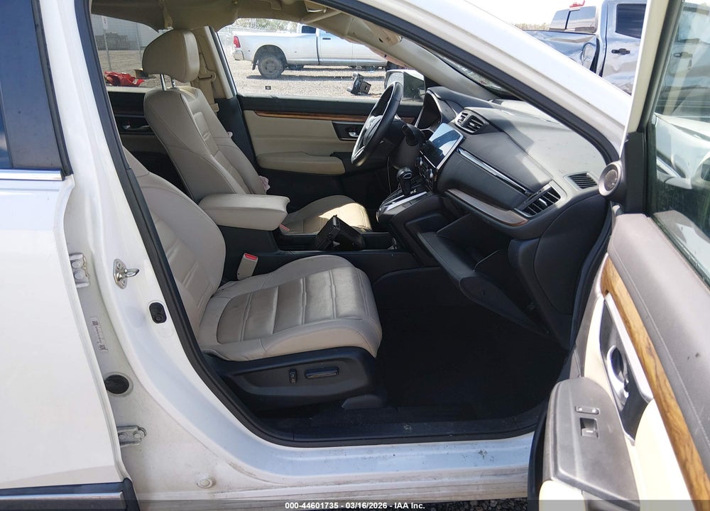 2017 HONDA CR-V TOURING VIN: 5J6RW1H97HL002069