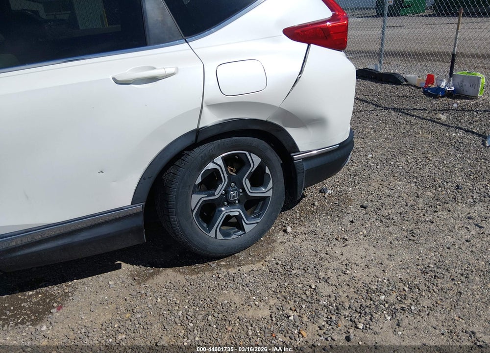 2017 HONDA CR-V TOURING VIN: 5J6RW1H97HL002069