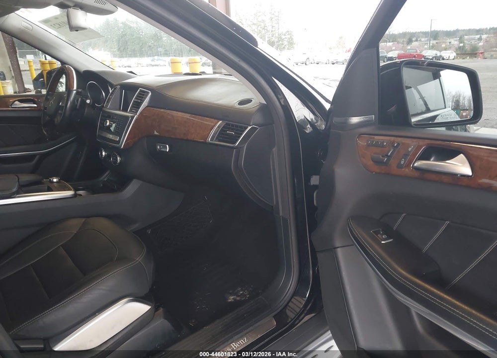 2014 MERCEDES-BENZ GL 550 4MATIC VIN: 4JGDF7DE5EA407498