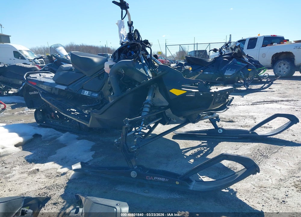 2019 SKI DOO RENEGADE ADRENALINE 850 VIN: 2BPSUFKB2KV000841