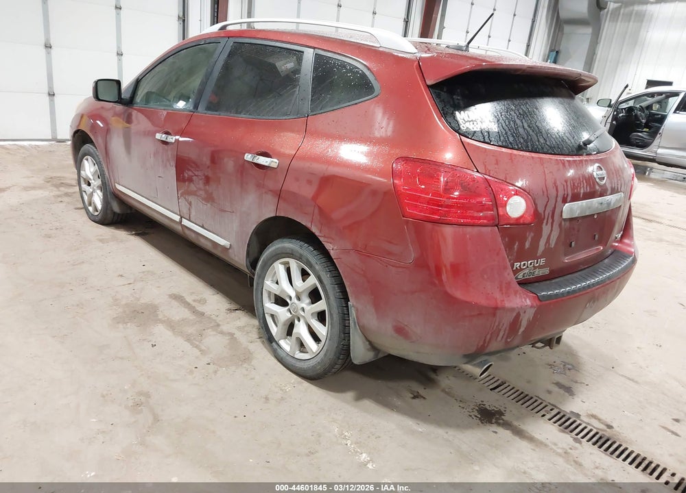 2013 NISSAN ROGUE SV W/SL PKG VIN: JN8AS5MV9DW649112