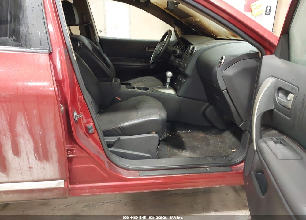 2013 NISSAN ROGUE SV W/SL PKG VIN: JN8AS5MV9DW649112