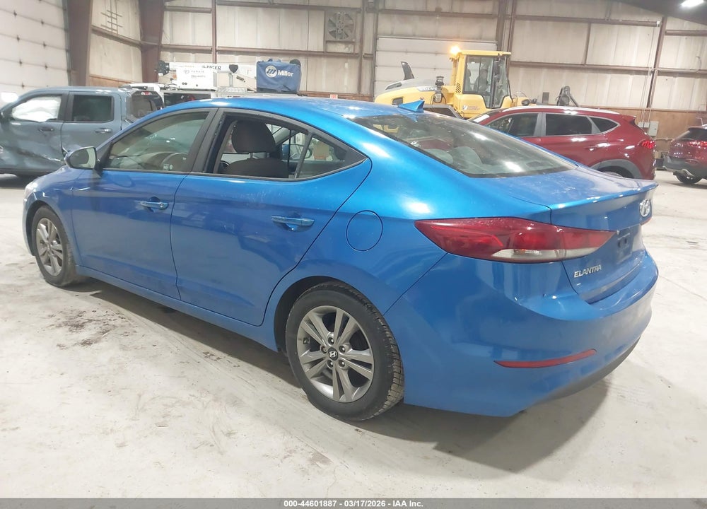 2017 HYUNDAI ELANTRA SE VIN: KMHD84LF3HU405965