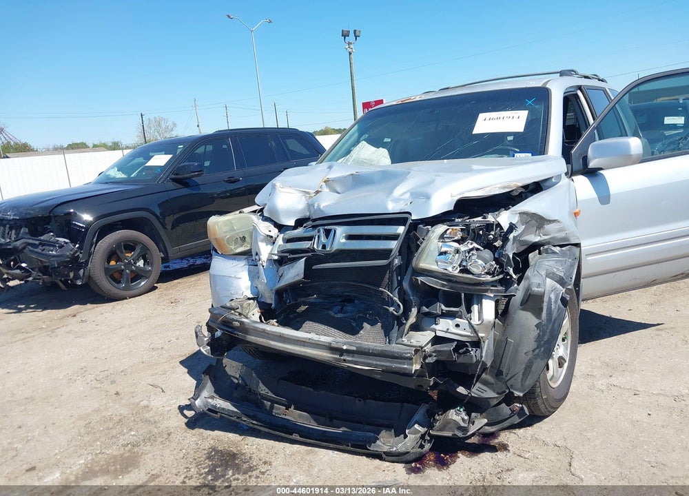 2006 HONDA PILOT EX VIN: 5FNYF28466B015309