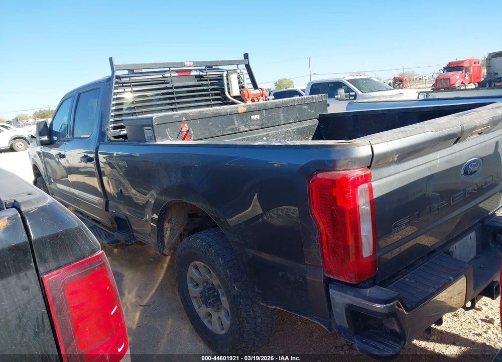 2024 FORD F-350 XLT VIN: 1FT8W3BN2REE28289