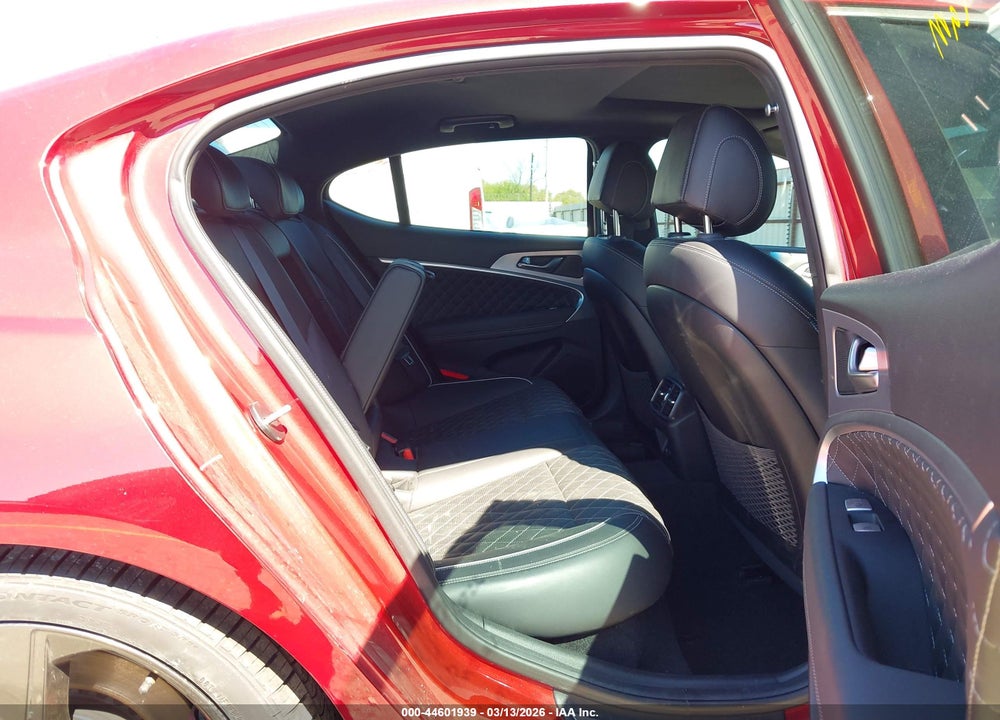 2021 GENESIS G70 3.3T RWD VIN: KMTG34LEXMU066589