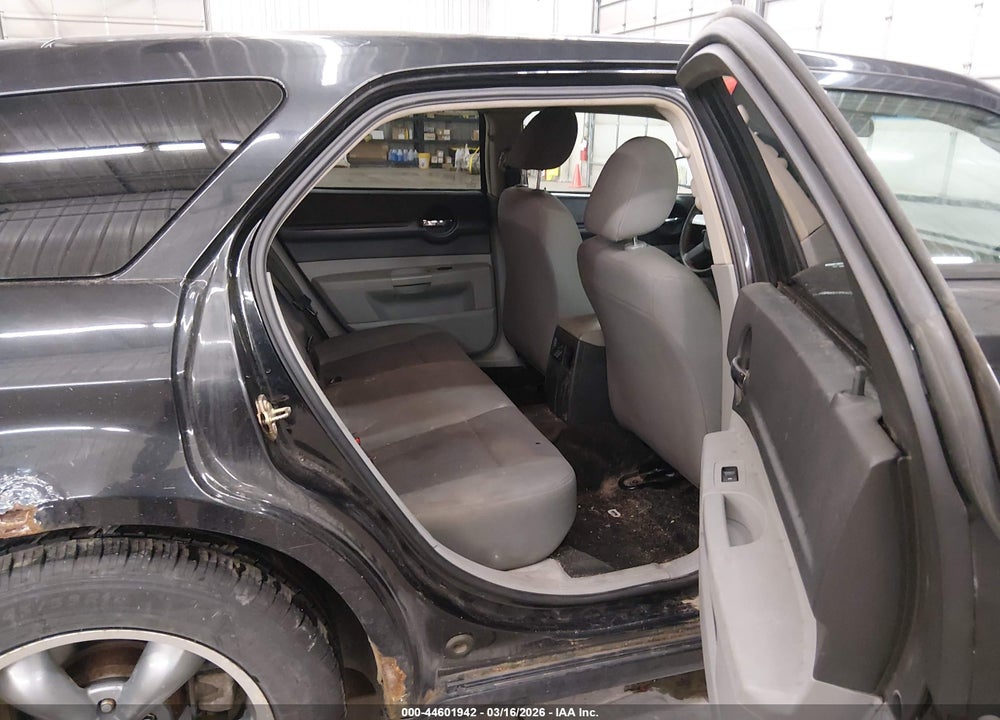2006 DODGE MAGNUM VIN: 2D4FV47V06H442577