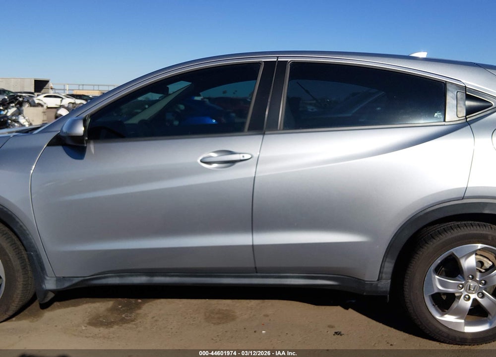 2018 HONDA HR-V LX VIN: 3CZRU6H37JG715782