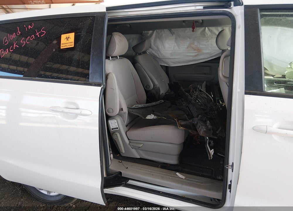 2017 KIA SEDONA L VIN: KNDMA5C11H6265499