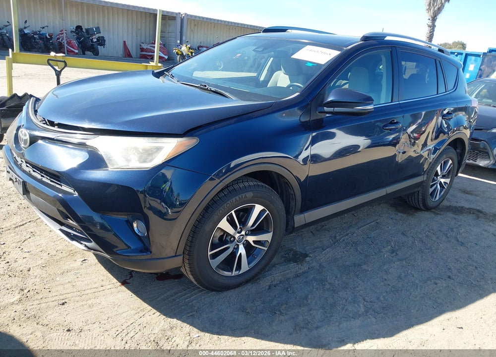 2017 TOYOTA RAV4 XLE VIN: JTMWFREV3HJ714745