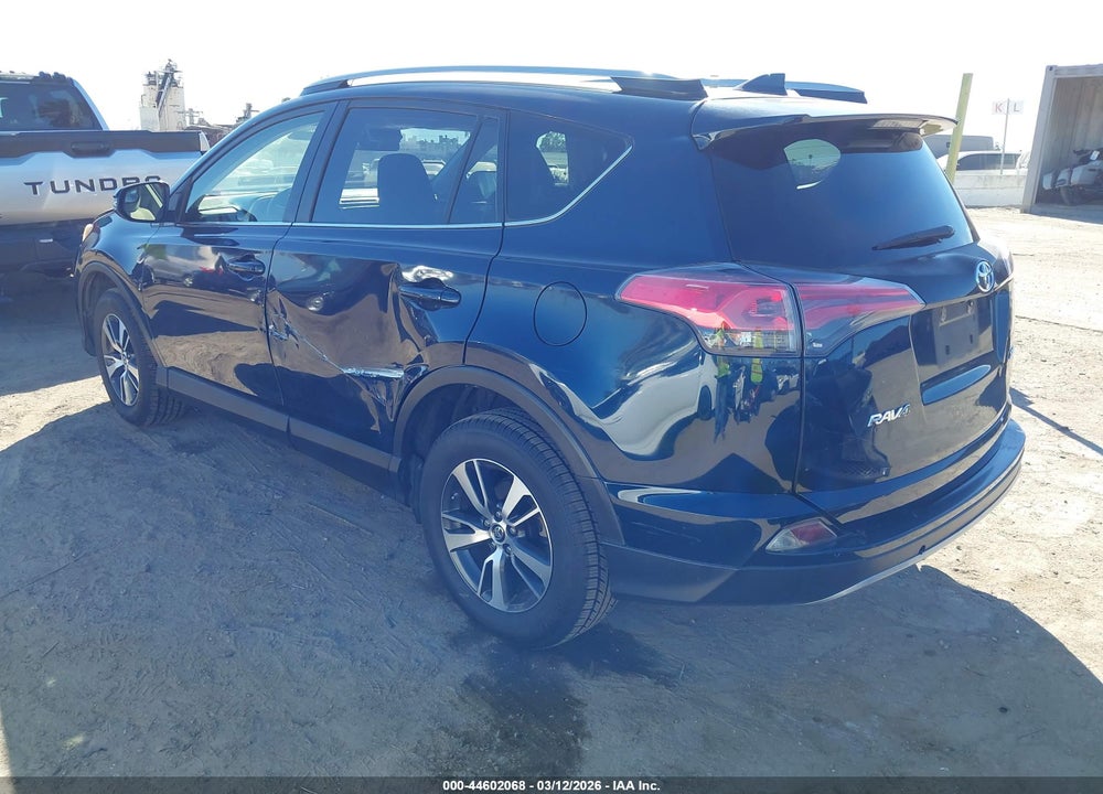 2017 TOYOTA RAV4 XLE VIN: JTMWFREV3HJ714745