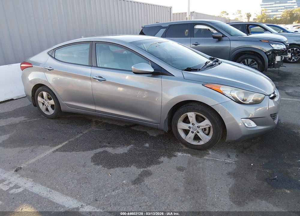 2013 HYUNDAI ELANTRA GLS VIN: KMHDH4AE5DU971274