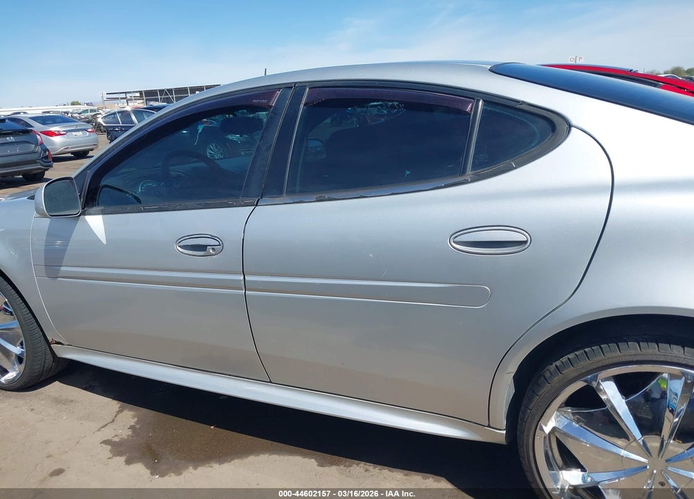 2005 PONTIAC GRAND PRIX VIN: 2G2WP522551270665
