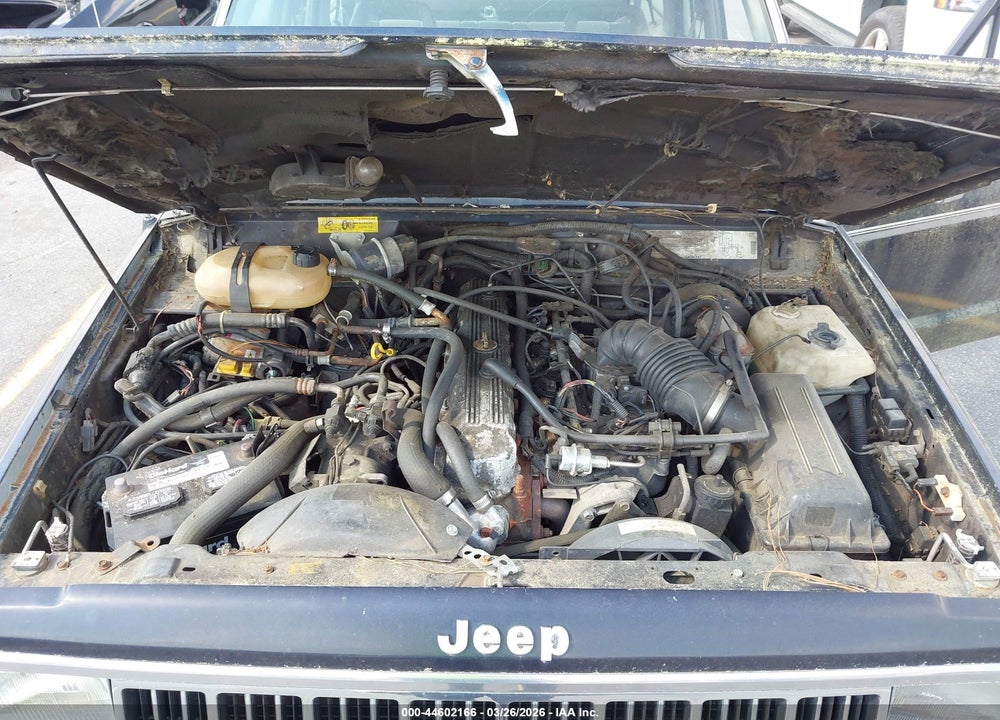 1990 JEEP CHEROKEE LAREDO VIN: 1J4FJ58L0LL231867