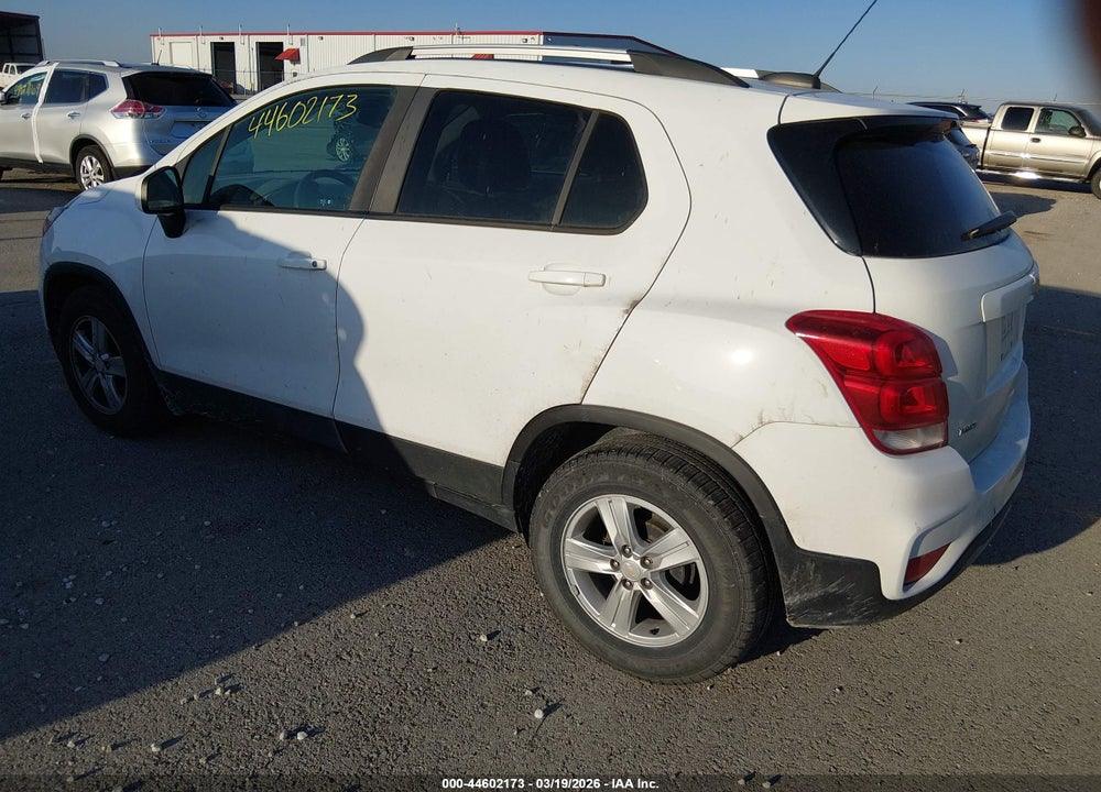 2022 CHEVROLET TRAX FWD LT VIN: KL7CJLSM6NB508493