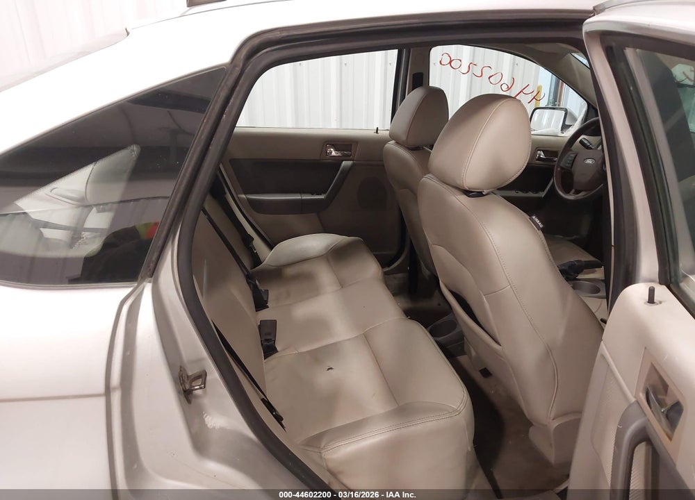 2011 FORD FOCUS SES VIN: 1FAHP3GN4BW149471