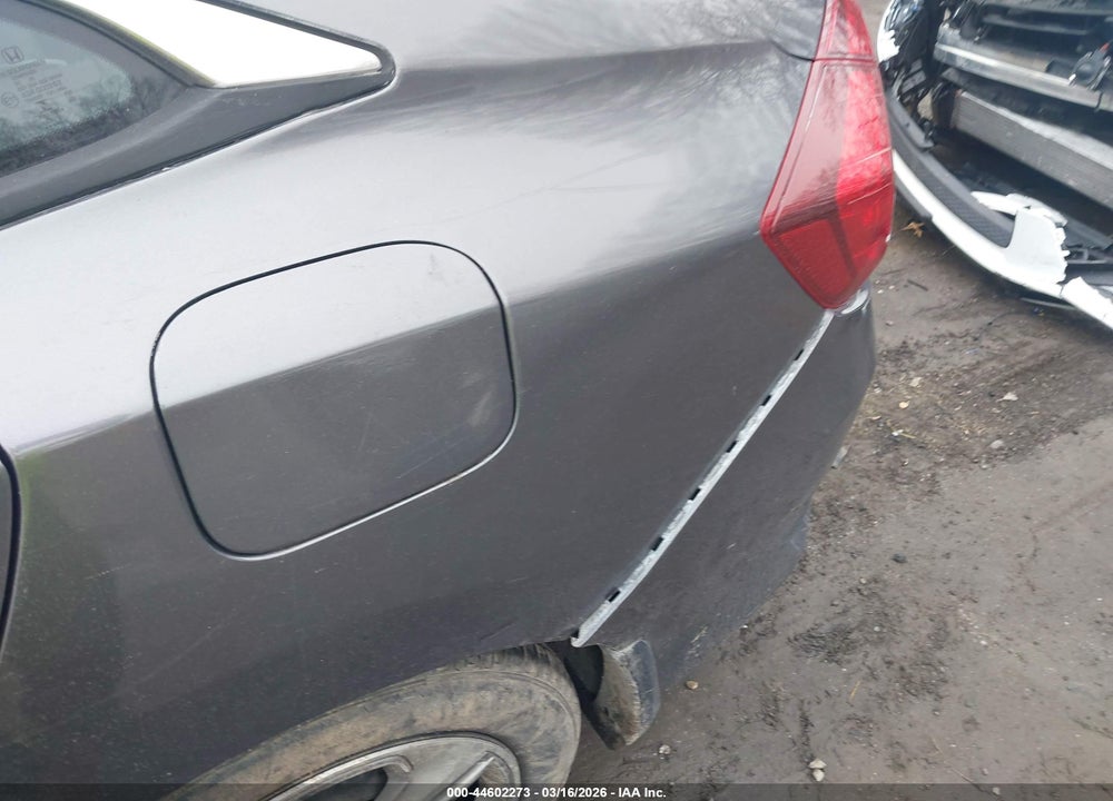 2020 HONDA CIVIC LX VIN: 2HGFC2F65LH586303