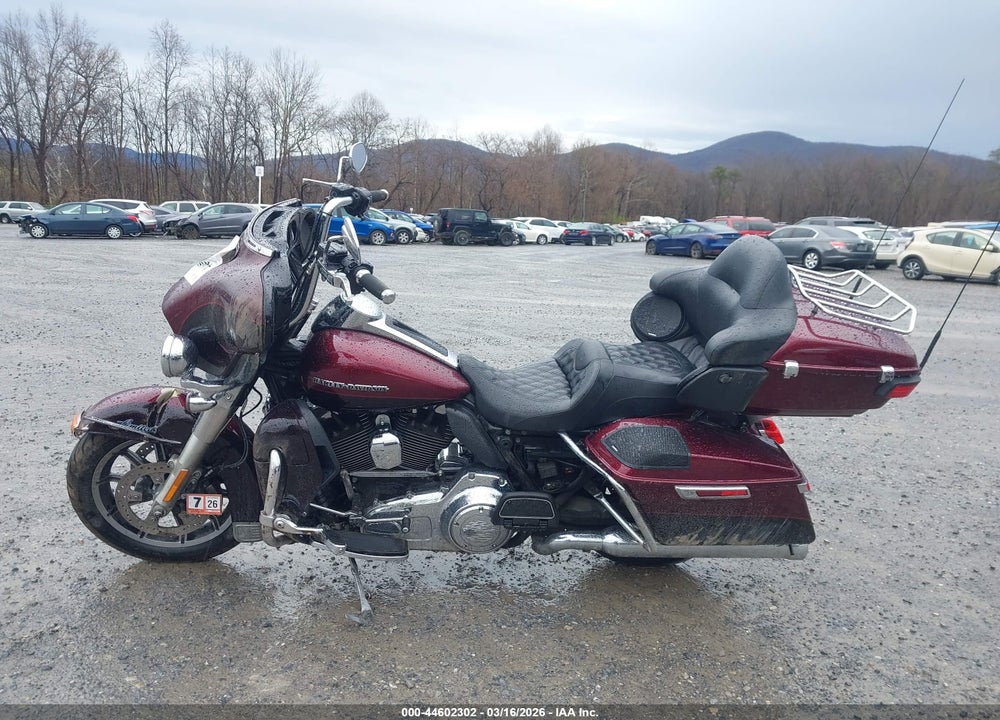 2014 HARLEY-DAVIDSON FLHTK ELECTRA GLIDE ULTRA LTD VIN: 1HD1KEL18EB655890