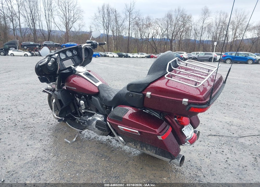 2014 HARLEY-DAVIDSON FLHTK ELECTRA GLIDE ULTRA LTD VIN: 1HD1KEL18EB655890