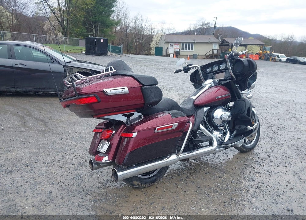 2014 HARLEY-DAVIDSON FLHTK ELECTRA GLIDE ULTRA LTD VIN: 1HD1KEL18EB655890