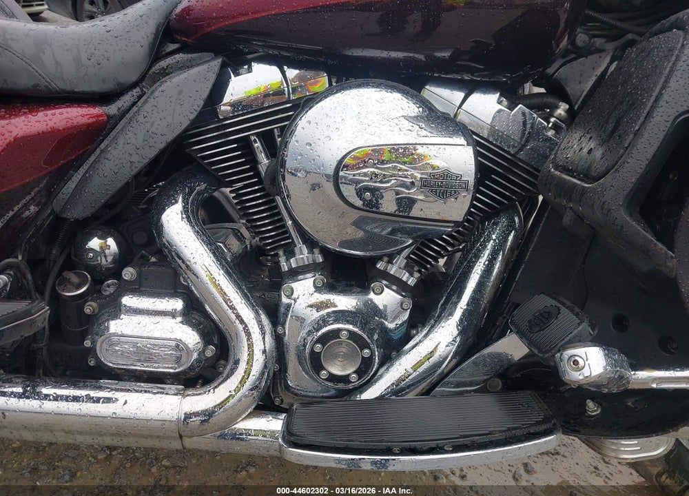 2014 HARLEY-DAVIDSON FLHTK ELECTRA GLIDE ULTRA LTD VIN: 1HD1KEL18EB655890