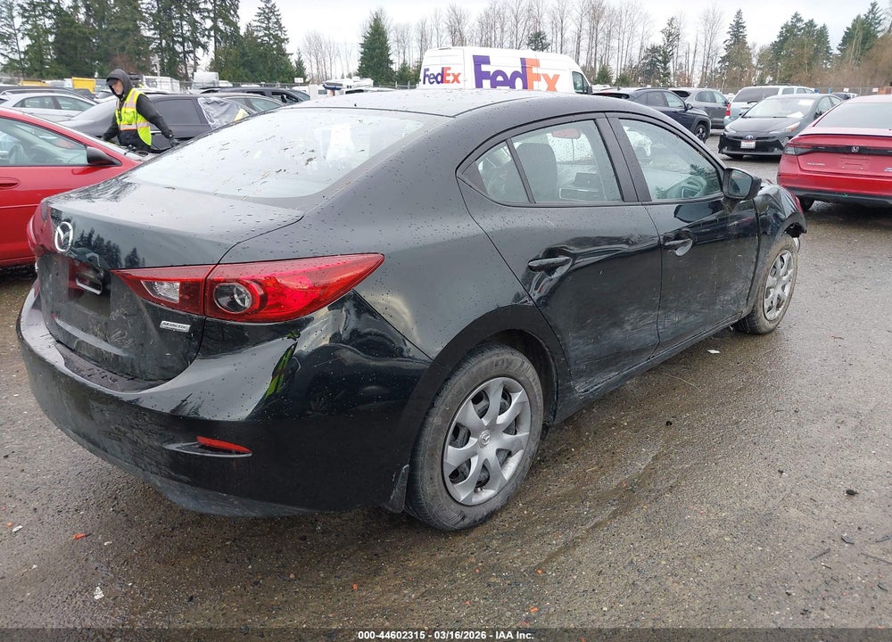 2014 MAZDA 3 I SPORT VIN: JM1BM1U77E1140915