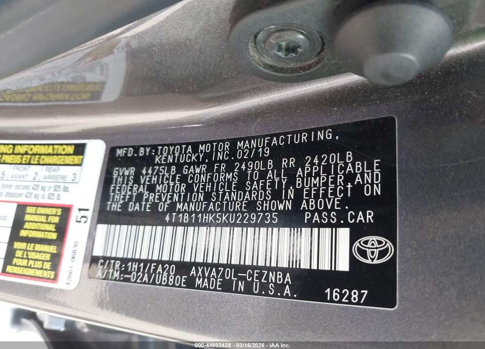 2019 TOYOTA CAMRY LE VIN: 4T1B11HK5KU229735