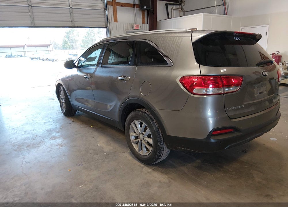 2016 KIA SORENTO 3.3L LX VIN: 5XYPG4A55GG015058