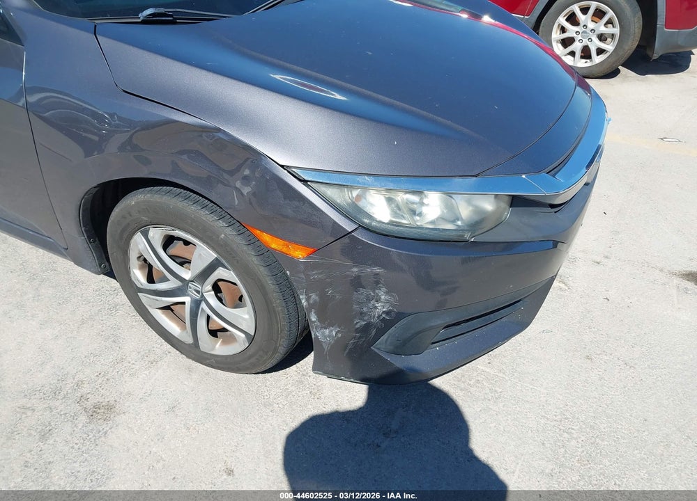 2016 HONDA CIVIC LX VIN: 2HGFC2F52GH547696