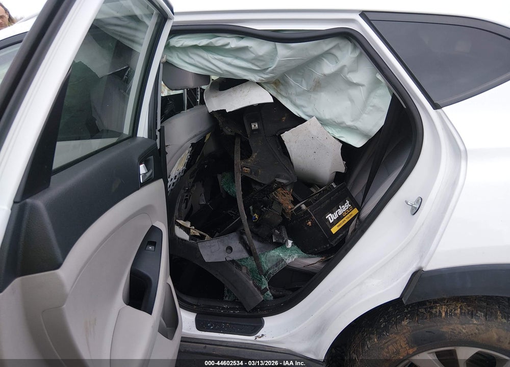 2019 HYUNDAI TUCSON VALUE VIN: KM8J3CA49KU864891